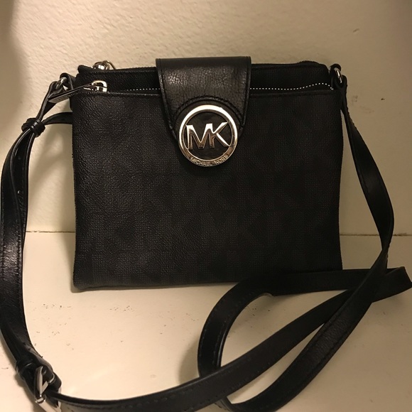Michael Kors crossbody handbag - Picture 1 of 4
